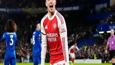 拜仁官方为诺伊尔庆生：Manu，愿你生日快乐🎉